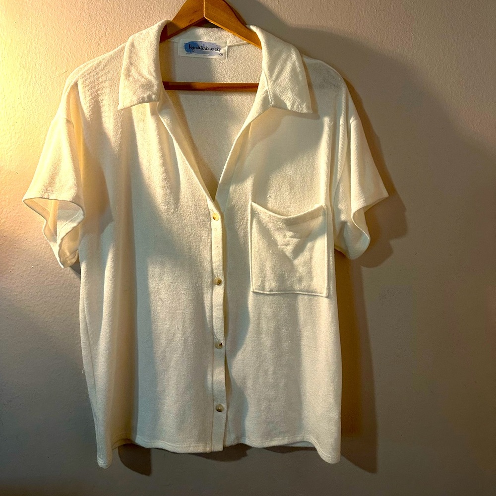 Big Waterblue Sky Women’s Velour Button Up